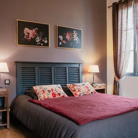 2 Pas Sages Guest house La Roche-Chalais