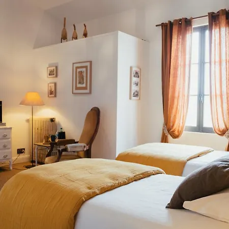 2 Pas Sages 3* La Roche-Chalais