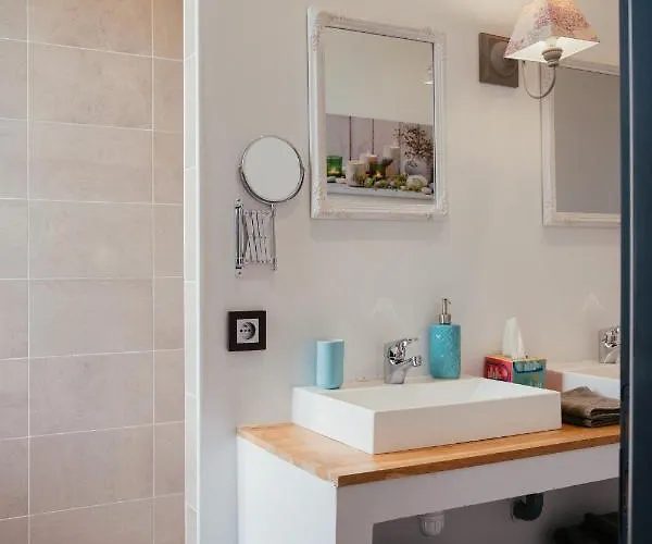 2 Pas Sages بيت ضيافة