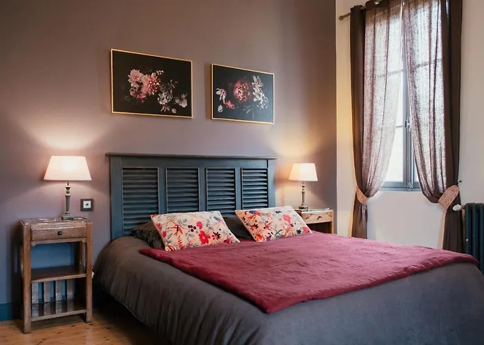 2 Pas Sages Guest house La Roche-Chalais